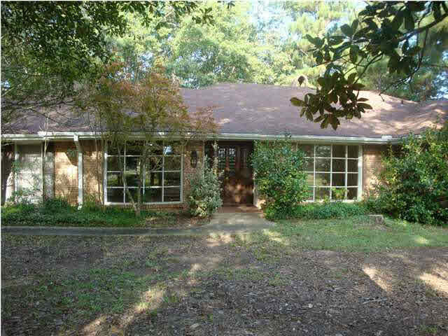 Property Photo:  285 Clarkdell Road  MS 39046 