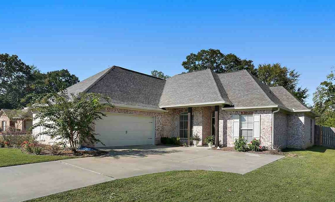 Property Photo:  131 Rhodes Lane  MS 39046 