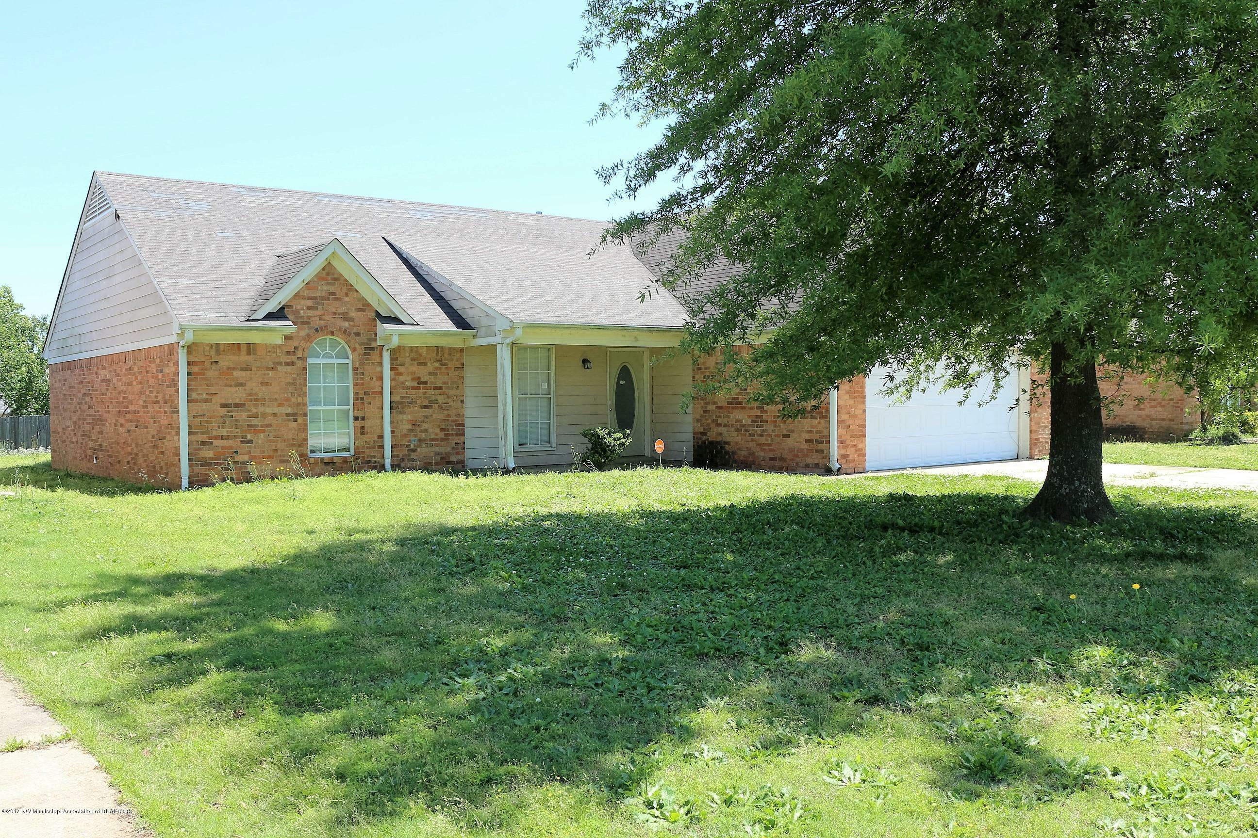 Property Photo: 5332 Woodchase Drive MS 38671