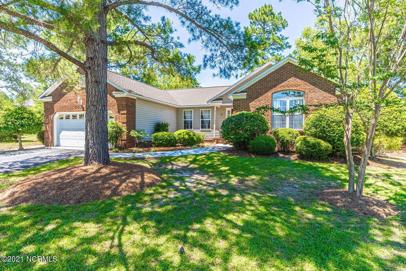 Property Photo:  6 Onyx Lane S  NC 28374 