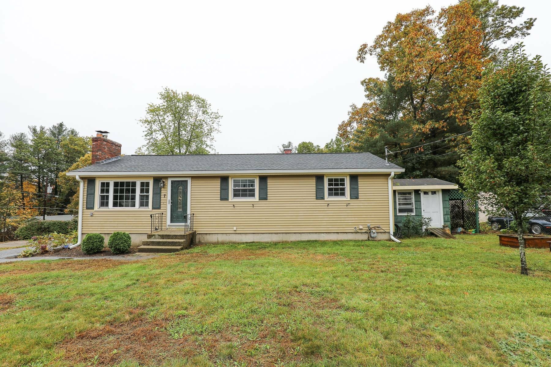 Property Photo: 7 Norwich Road NH 03062