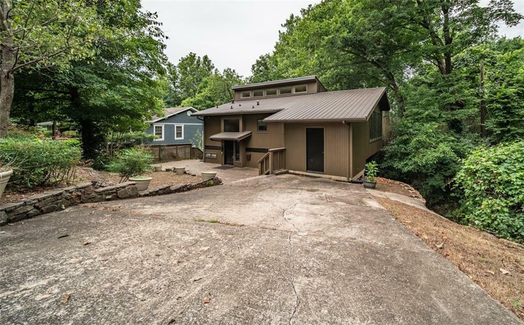 Property Photo: 853 N Highland Avenue AR 72701