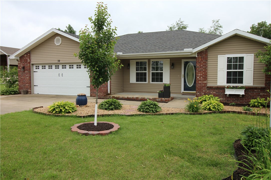 Property Photo:  32 Dugan Circle  AR 72715 