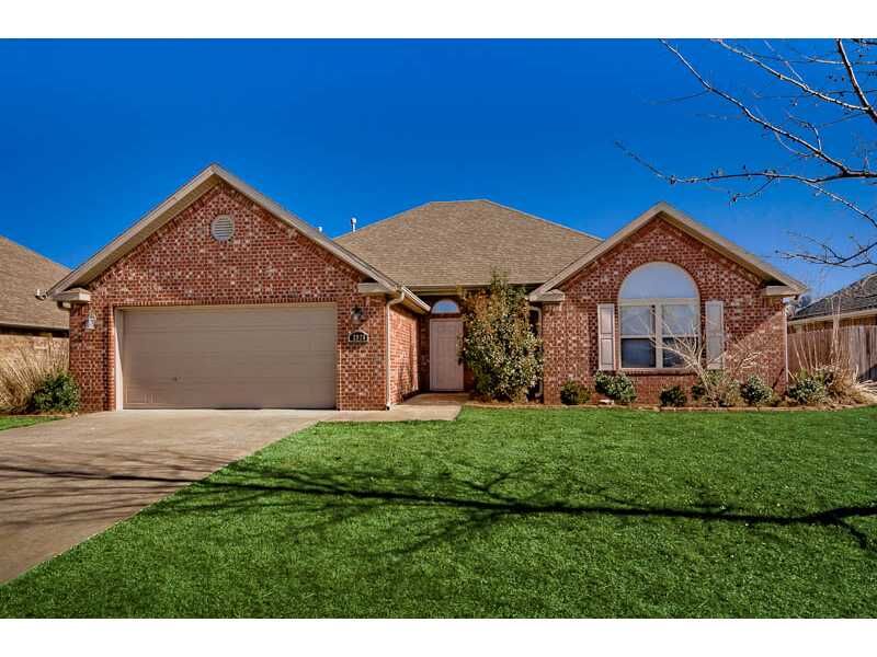 Property Photo:  2923 Greenwich Street  AR 72764 