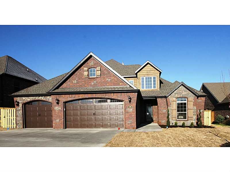 Property Photo: 1105 NE St Ives Road AR 72712