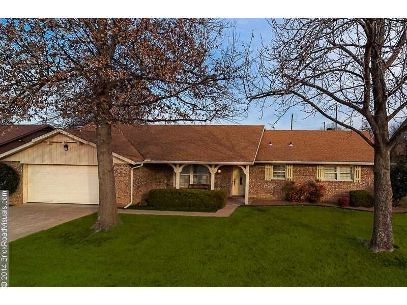 Property Photo: 1740 Ridgeview Drive AR 72762