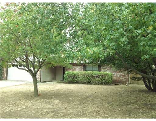 Property Photo: 2302 W Harvard AR 72761