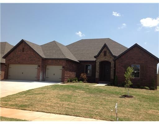 Property Photo: 4105 SW Lilac Street AR 72712