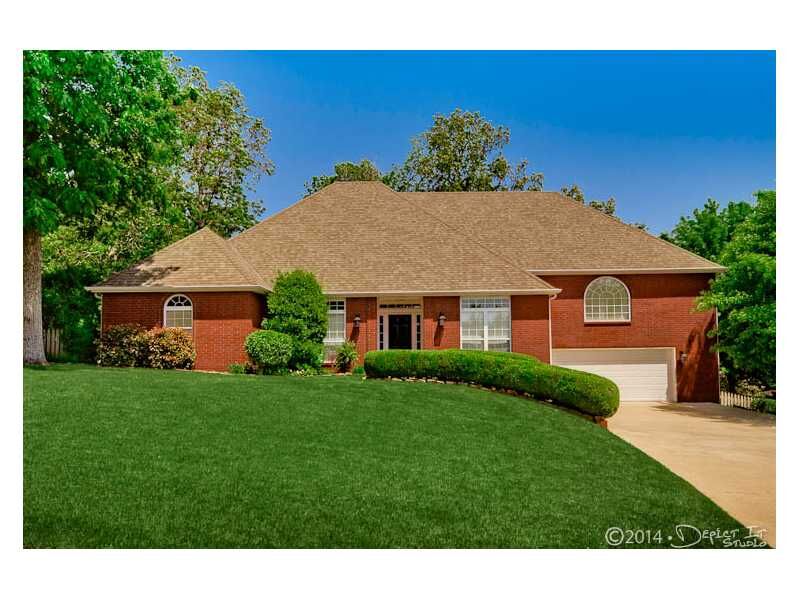 Property Photo:  2334 E Meandering Way  AR 72701 