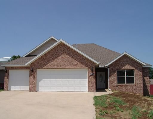 Property Photo:  1708 Beth Drive  AR 72758 
