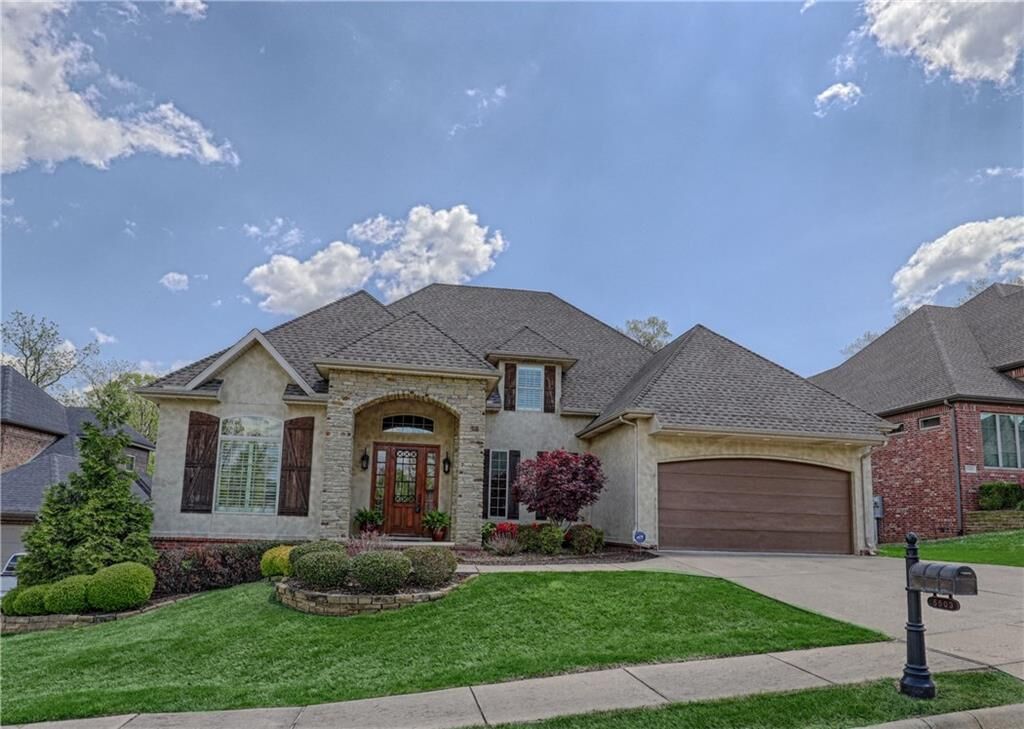 Property Photo: 5503 S Chadwick Drive AR 72758