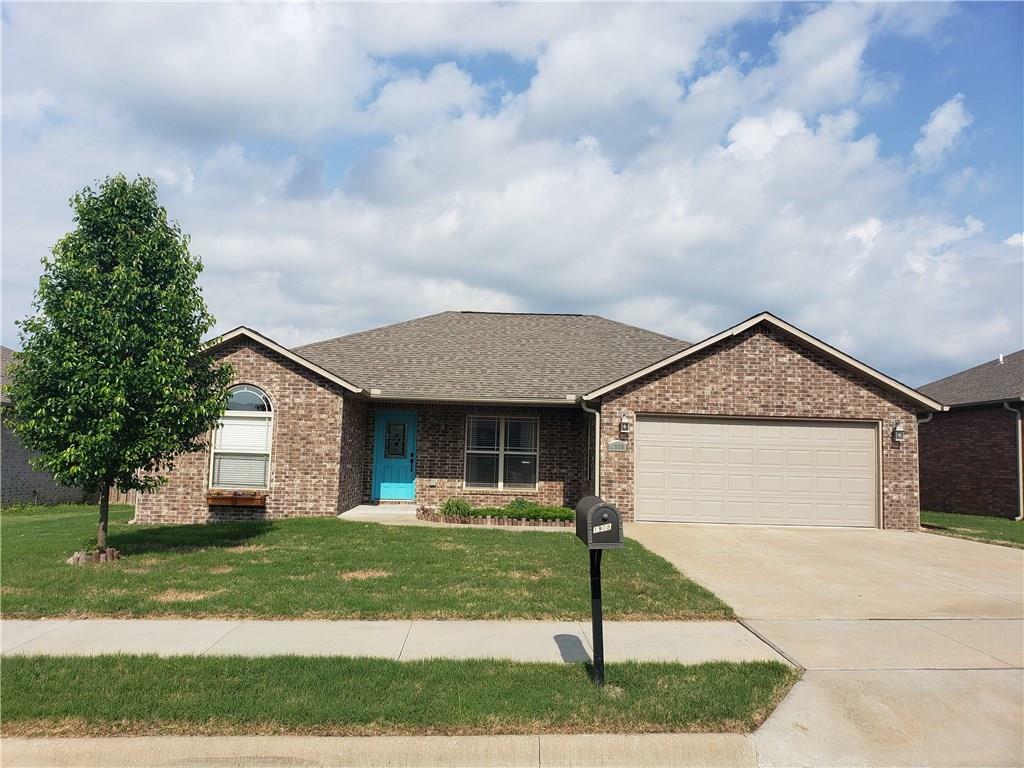 Property Photo:  1908 S Messick Court  AR 72761 