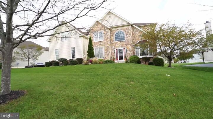 805 Lowell Drive  Bear DE 19701 photo