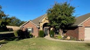 Property Photo:  3121 Meandering Way  TX 76049 