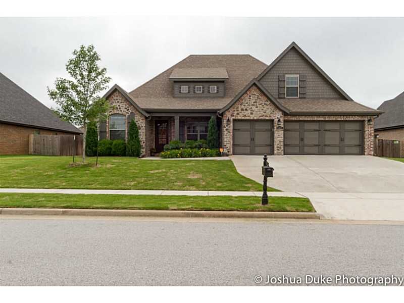 Property Photo: 4810 N Brandywine Drive AR 72764