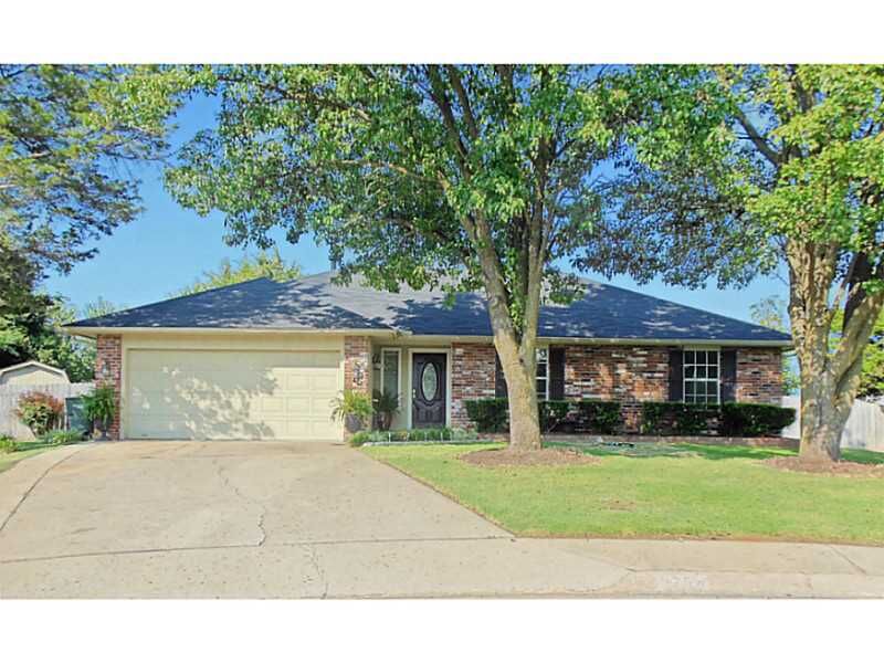 Property Photo:  2754 E Country Way  AR 72701 