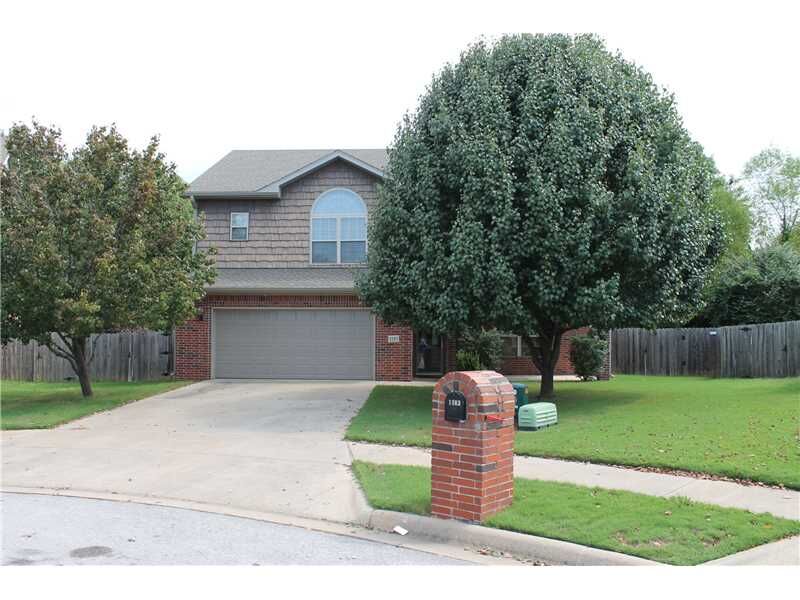 Property Photo: 1103 SE Phoenix Street AR 72712