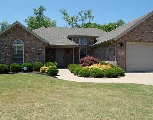 Property Photo: 301 Coopers Way AR 72719