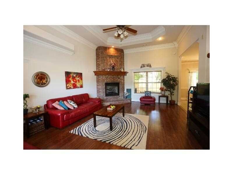 Property Photo:  1101 SE Phoenix Street  AR 72712 