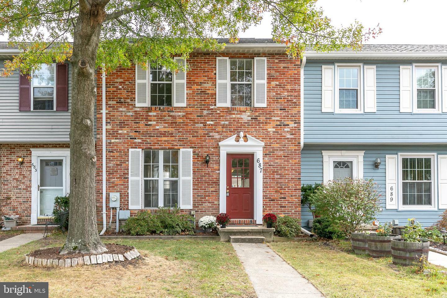 Property Photo: 687 Paddle Wheel Court W MD 21108