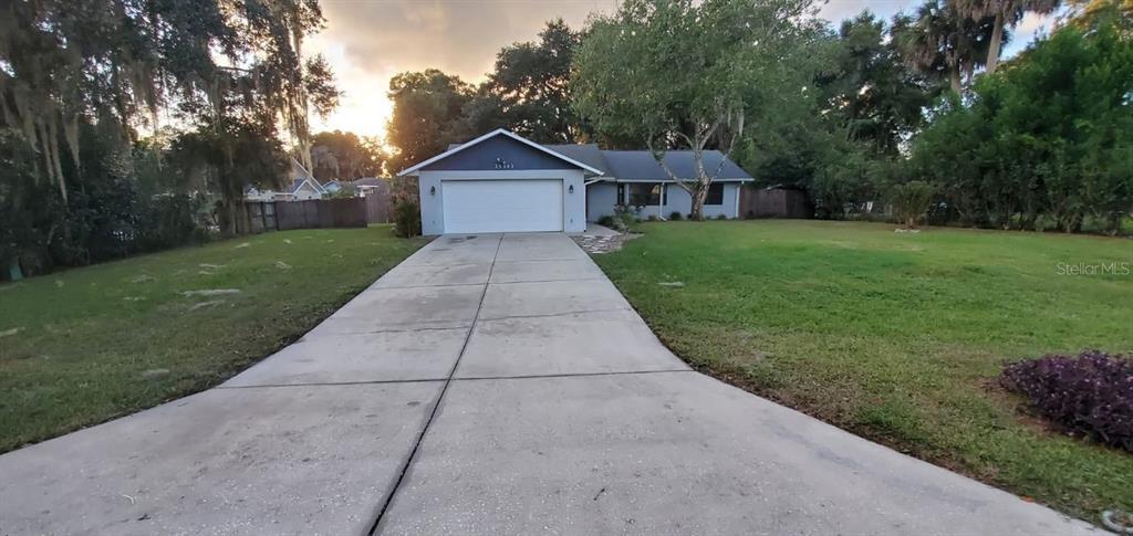 Property Photo: 35343 Ponderosa Drive FL 34731