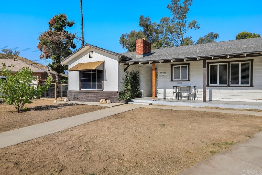 Property Photo: 25270 19th Street CA 92404