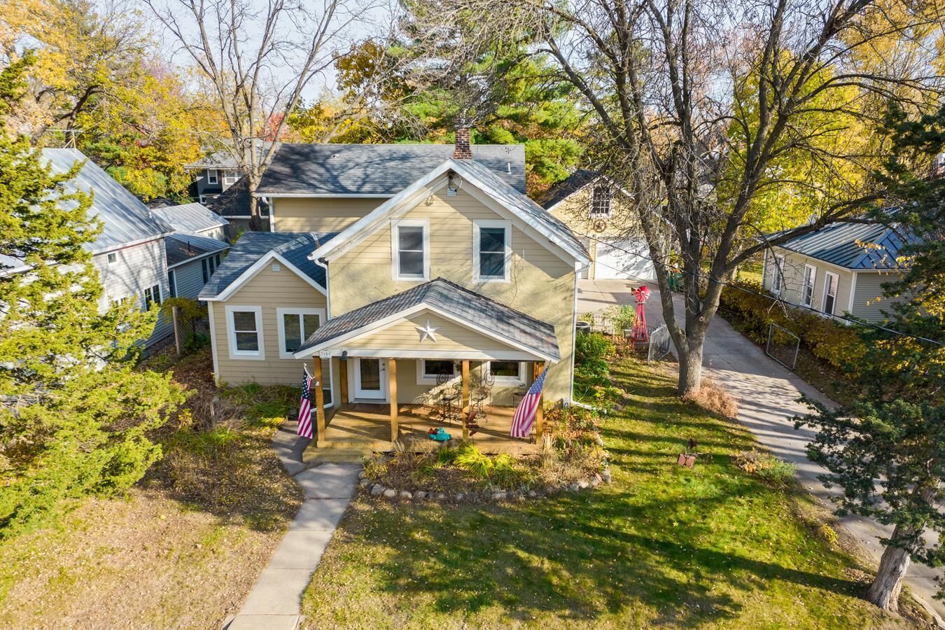 Property Photo:  719 4th Street S  MN 55082 