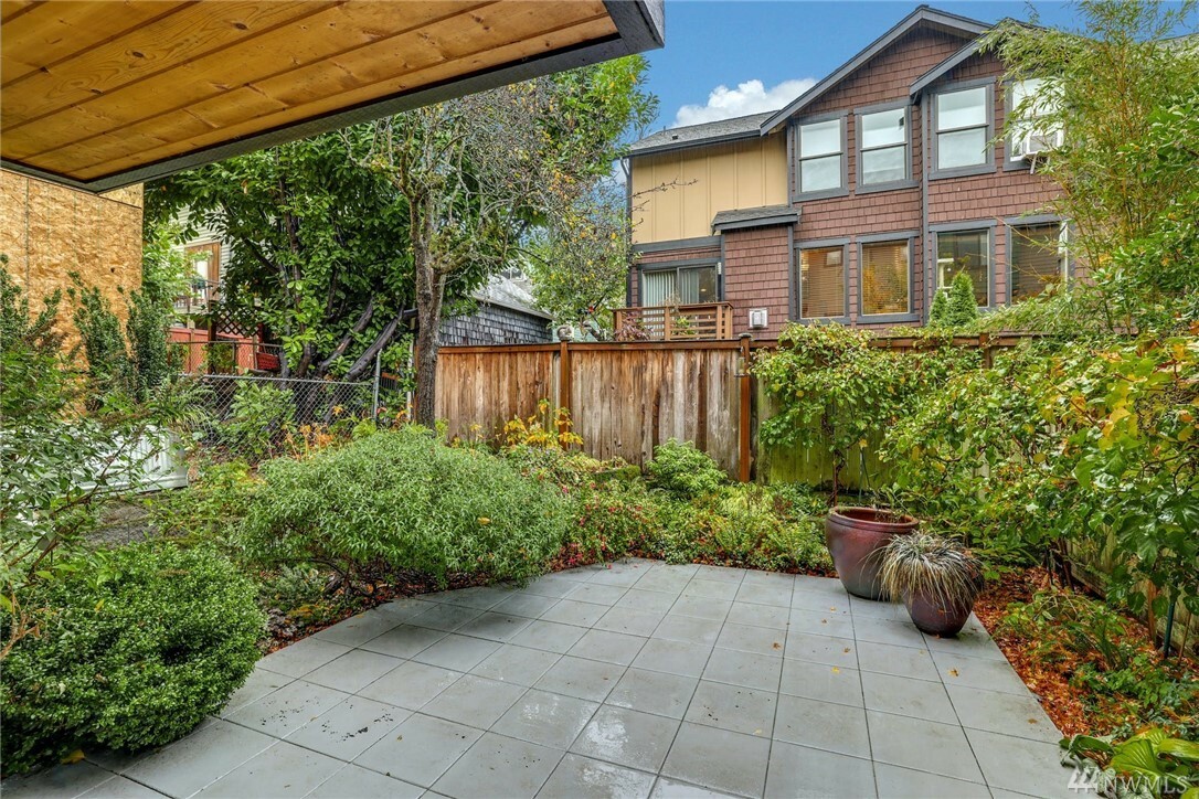 Property Photo:  3620 1st Ave NW B  WA 98107 