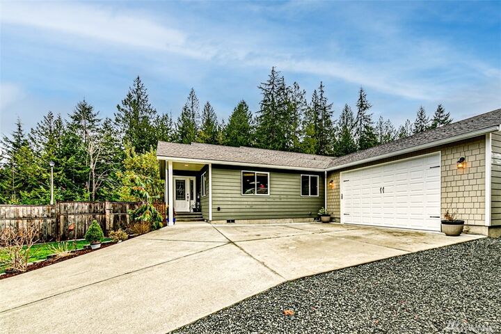 Property Photo: 3921 Solar Lane WA 98362
