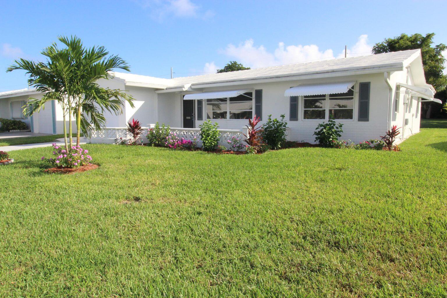 Property Photo:  1908 SW 14th Avenue  FL 33426 