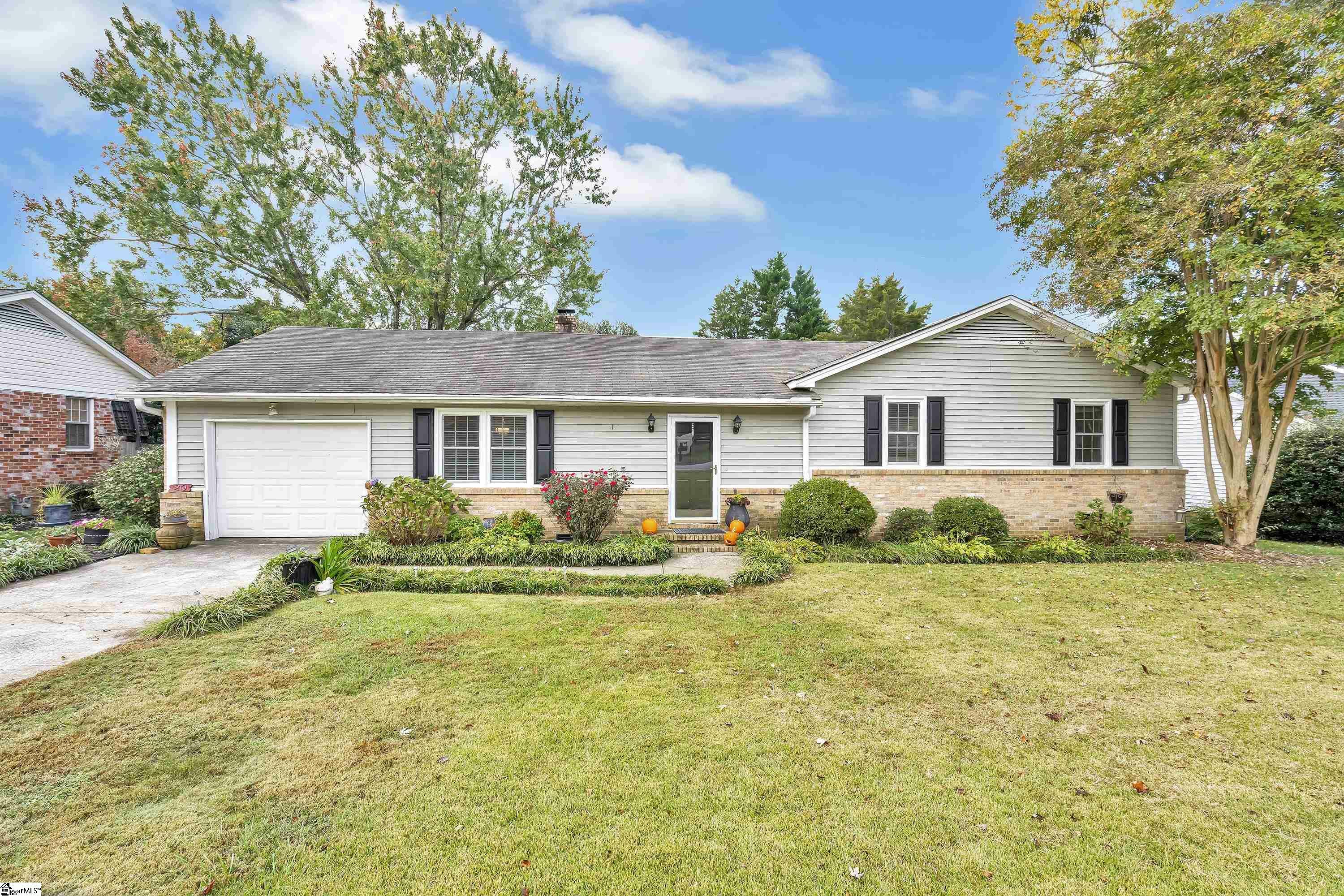 Property Photo:  207 Richfield Terrace  SC 29650 