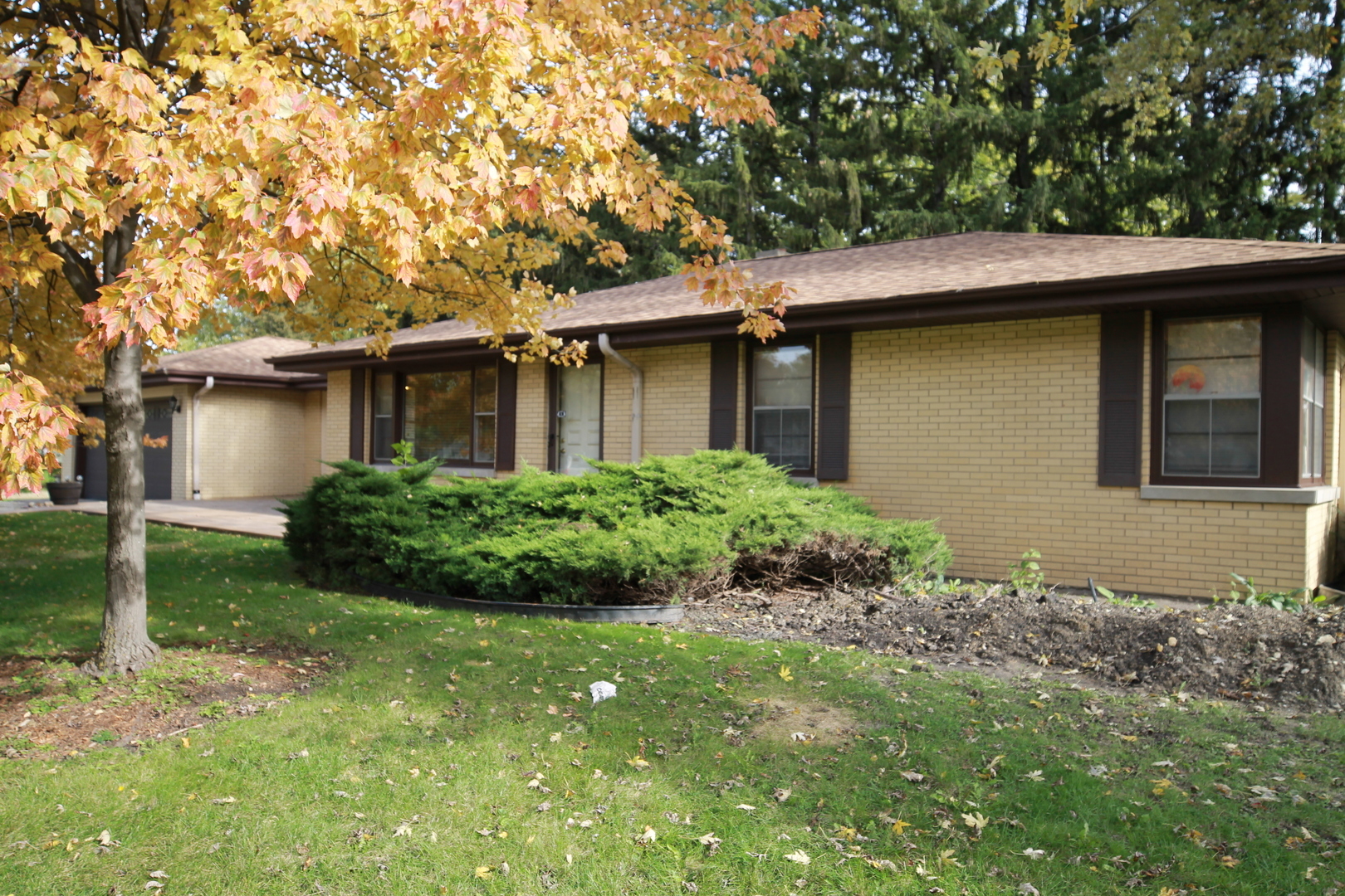 Property Photo:  2300 Gaylord Road  IL 60435 