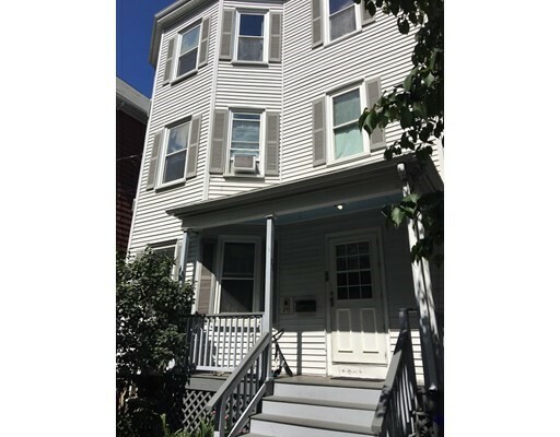 Property Photo:  68 Chestnut St 2  MA 02445 