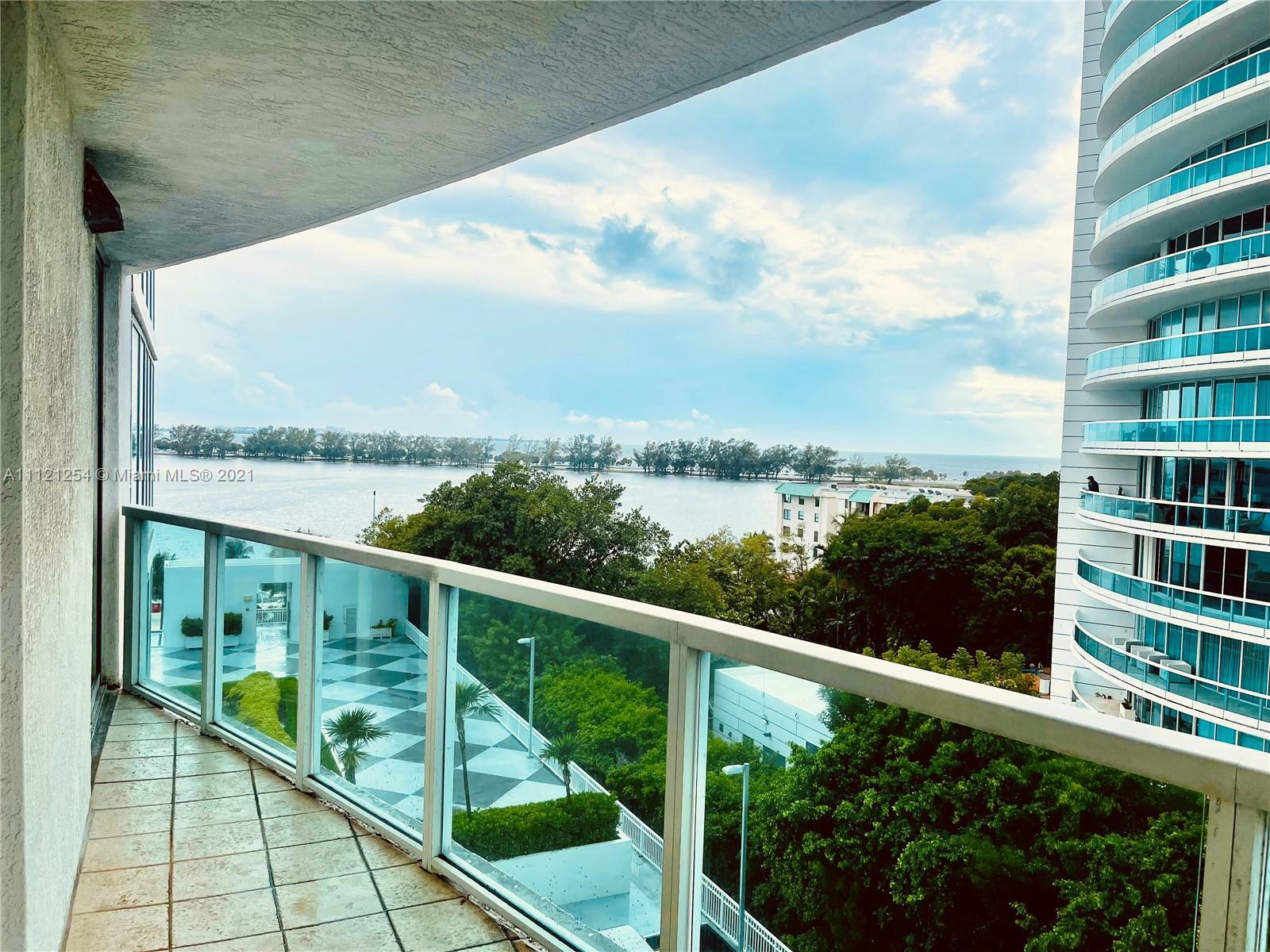 Property Photo:  2101 Brickell Ave 408  FL 33129 