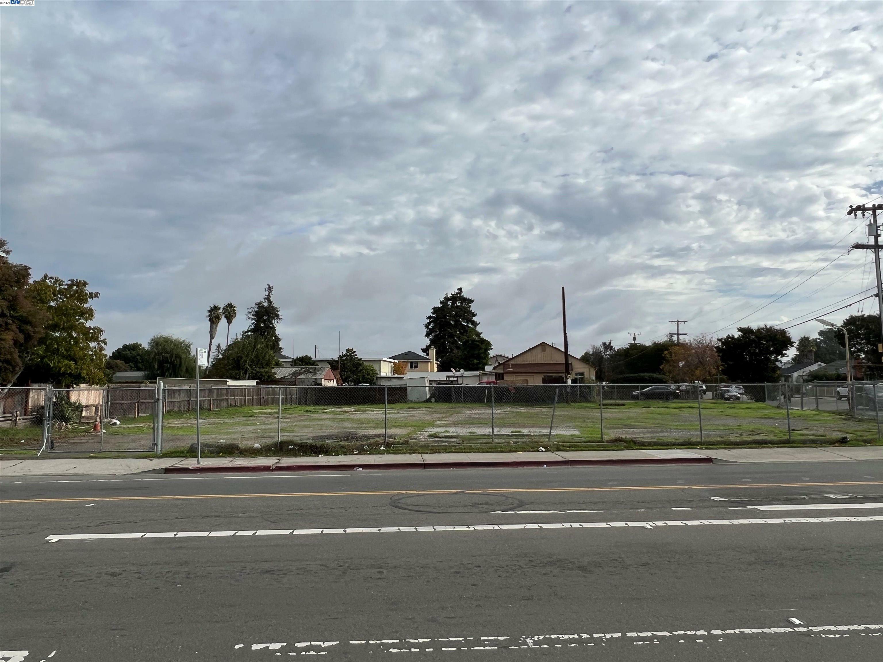 Property Photo:  19884 Meekland Ave  CA 94541 