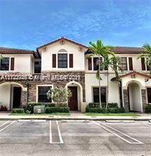 Property Photo: 8871 W 35th Ct FL 33018