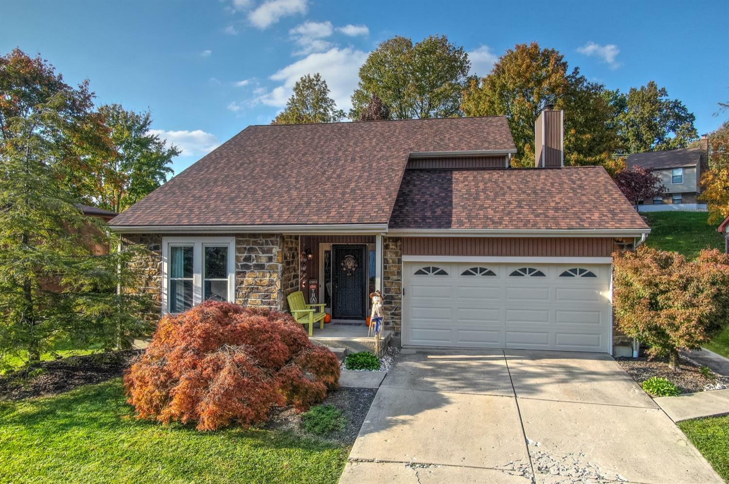 Property Photo: 215 Assisiview Ct OH 45238