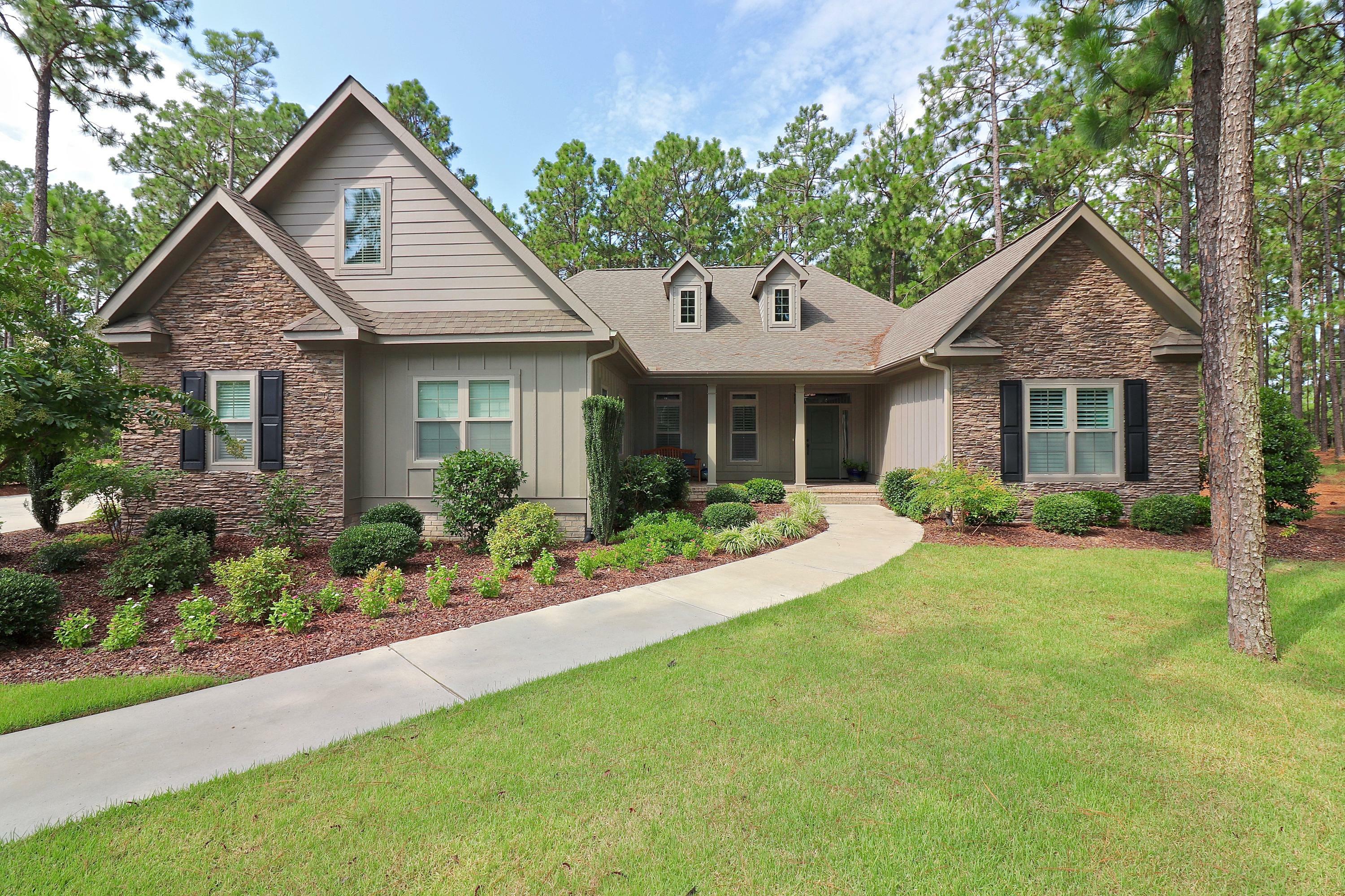 Property Photo: 180 Kings Ridge Court NC 28387