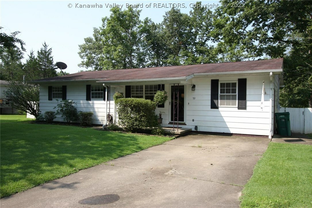Property Photo: 53 Bryn Mawr Way WV 25510