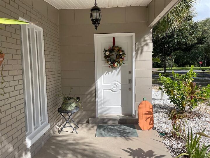 Property Photo: 534 Broxburn Avenue FL 33617