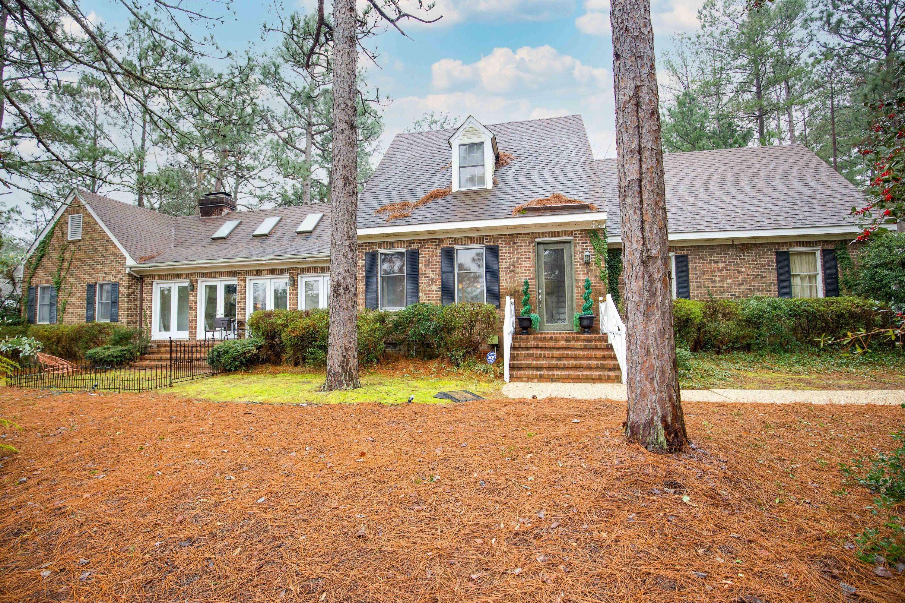 Property Photo: 445 SE Lake Forest Drive NC 28374