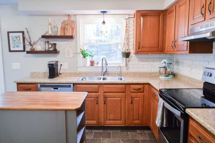 Property Photo: 38 Darcie Drive NH 03452