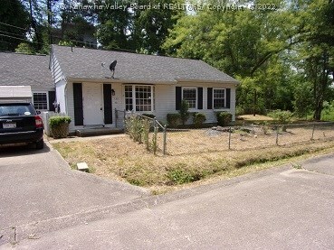 Property Photo: 40 Adrian Lane WV 25510