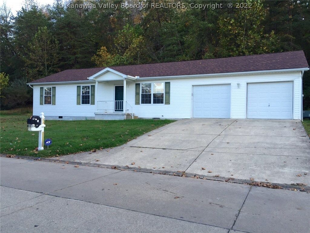 Property Photo: 215 Geronimo Drive WV 25177