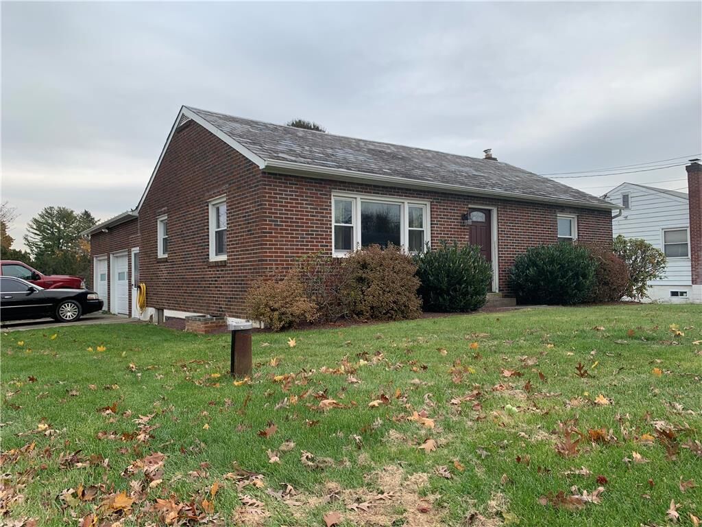Property Photo:  815 Krocks Court  PA 18106 
