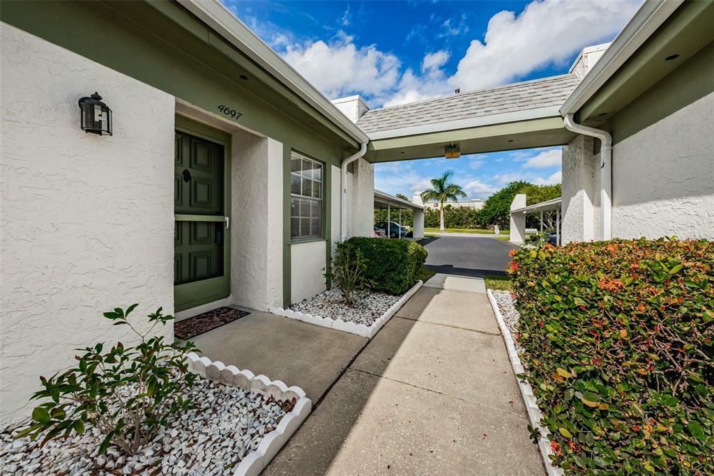 Property Photo:  4697 Lake Boulevard F  FL 33762 