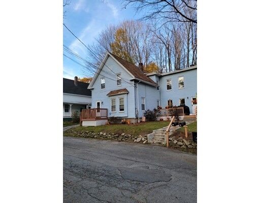 Property Photo:  81 Eaton St  MA 01420 