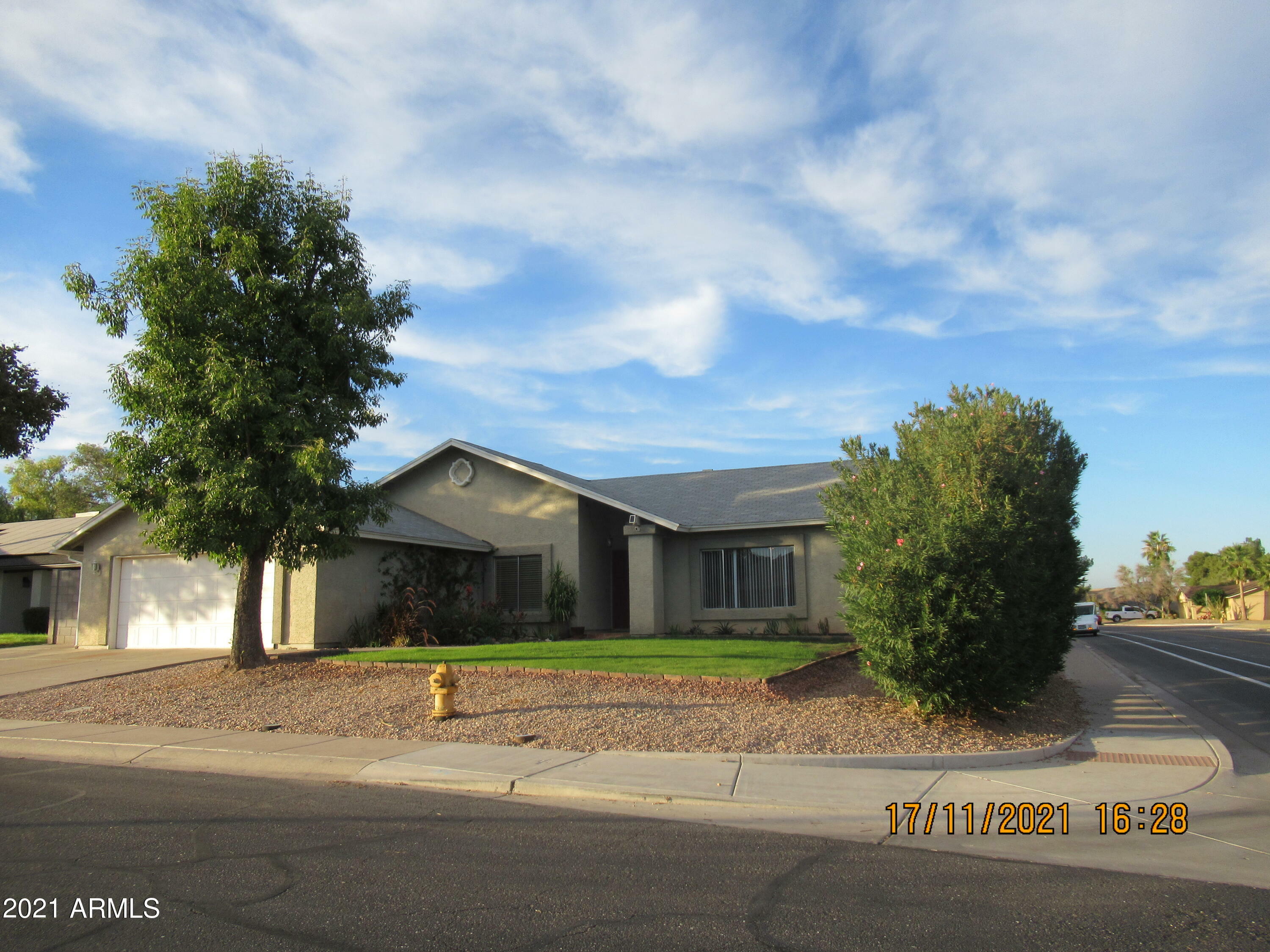 Property Photo:  2324 W Highland Court  AZ 85224 