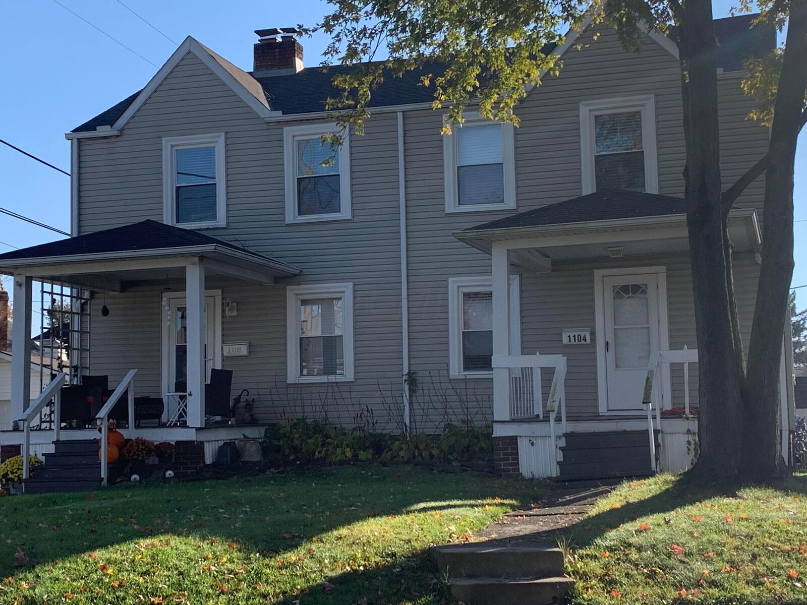 Property Photo:  1104-1108 Willard Avenue  OH 43212 