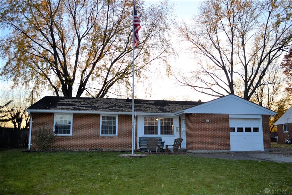 Property Photo:  95 Walnut Place  OH 45066 